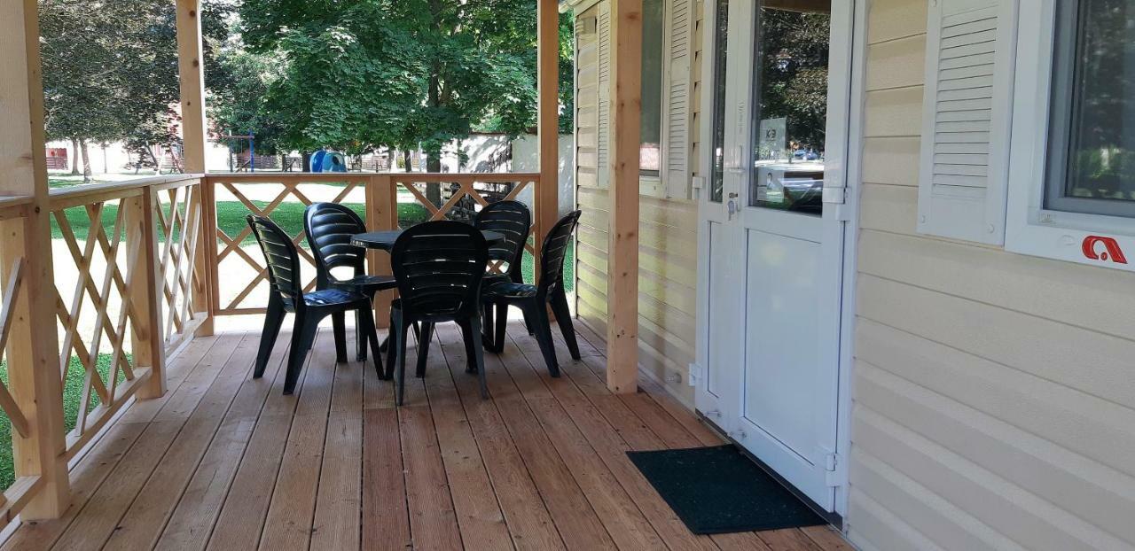 Mobile Homes And Apartment - Terme Catez كاتيز أوب سافي المظهر الخارجي الصورة
